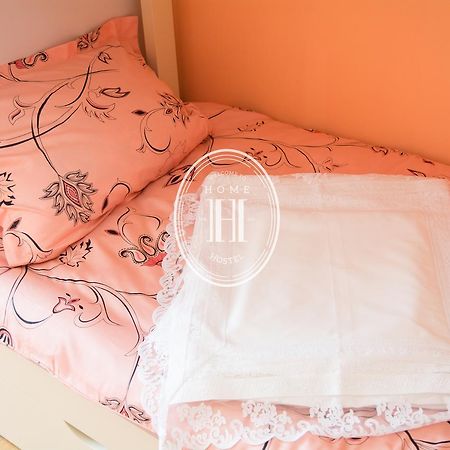 Hostel Home Kiev Bagian luar foto
